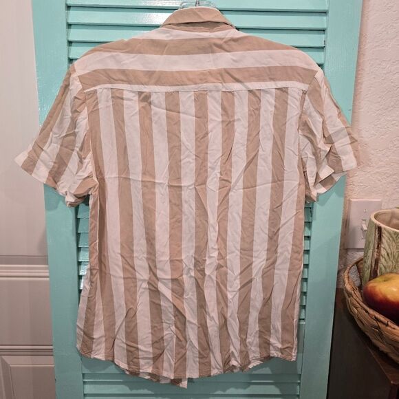 Striped Button-Up Shirt - Picture 2 of 4